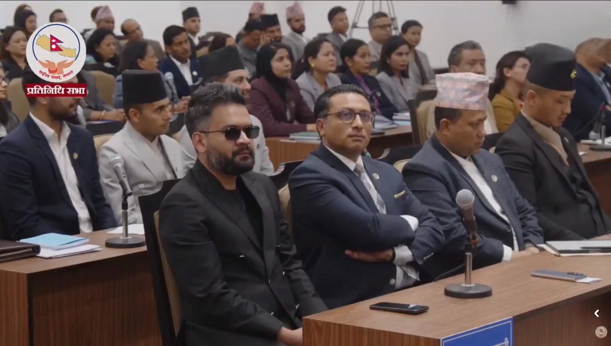 यस्तो भयो संसदको पहिलो बैठक